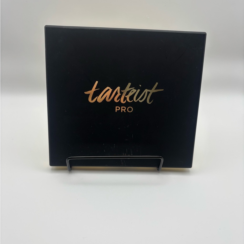 PRO Black Makeup Palette